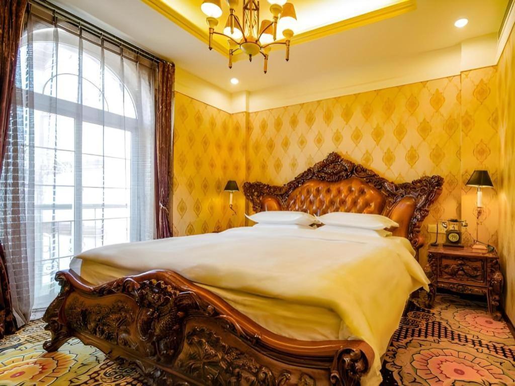 Dong Fang Hotel Пекин Экстерьер фото
