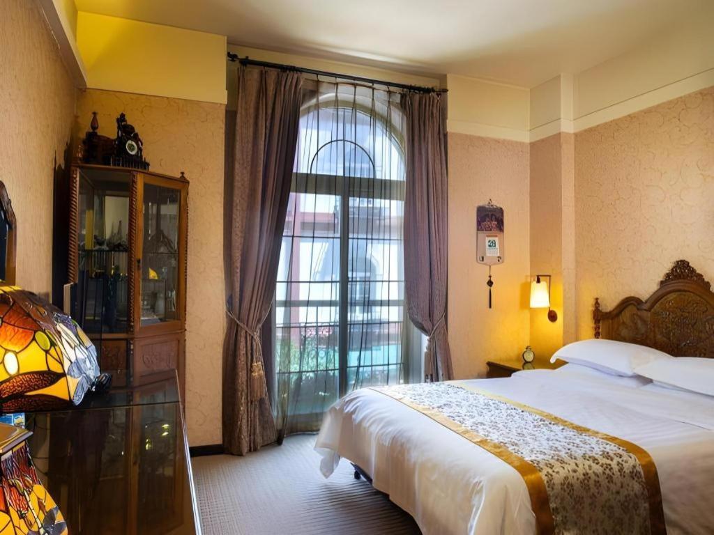 Dong Fang Hotel Пекин Экстерьер фото